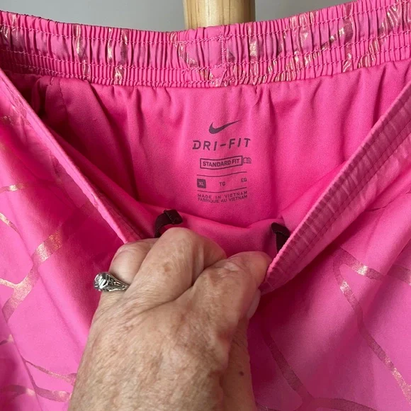 Nike Pink Athletic Shorts - Picture 4 of 8
